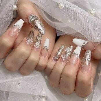 ゴージャスネイル｜　伏見区ネイルサロン